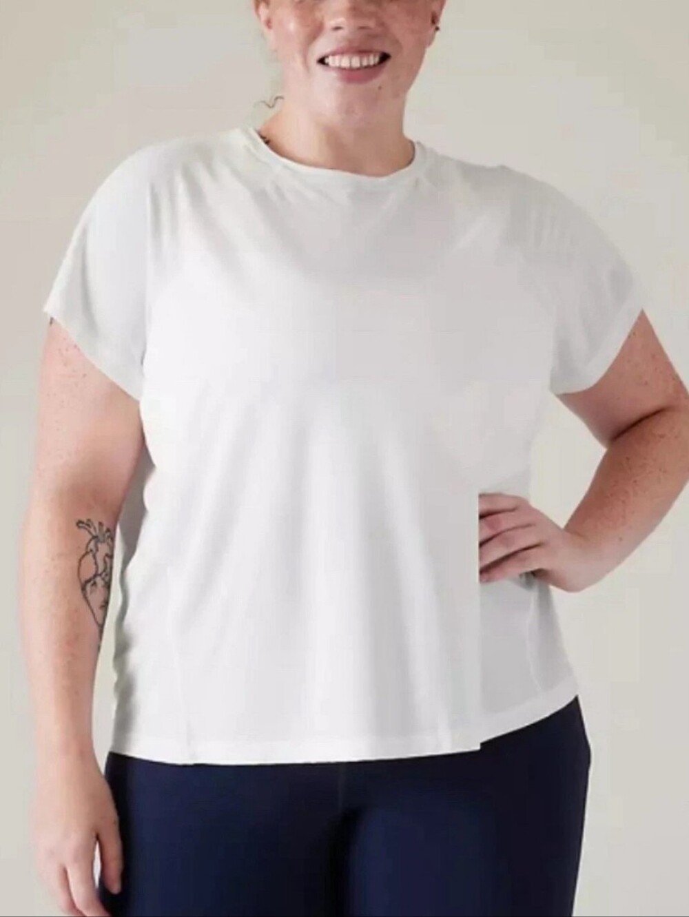 Athleta White Ulitmare Train Short Sleeve Sheer Crew Tee Plus Size Activewear